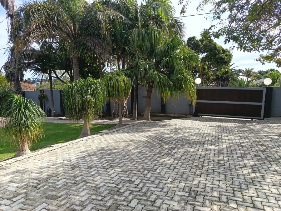 To Let 7 Bedroom Property for Rent in Humansdorp Eastern Cape